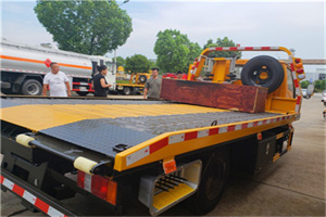 道县附近拖车电话号码服务